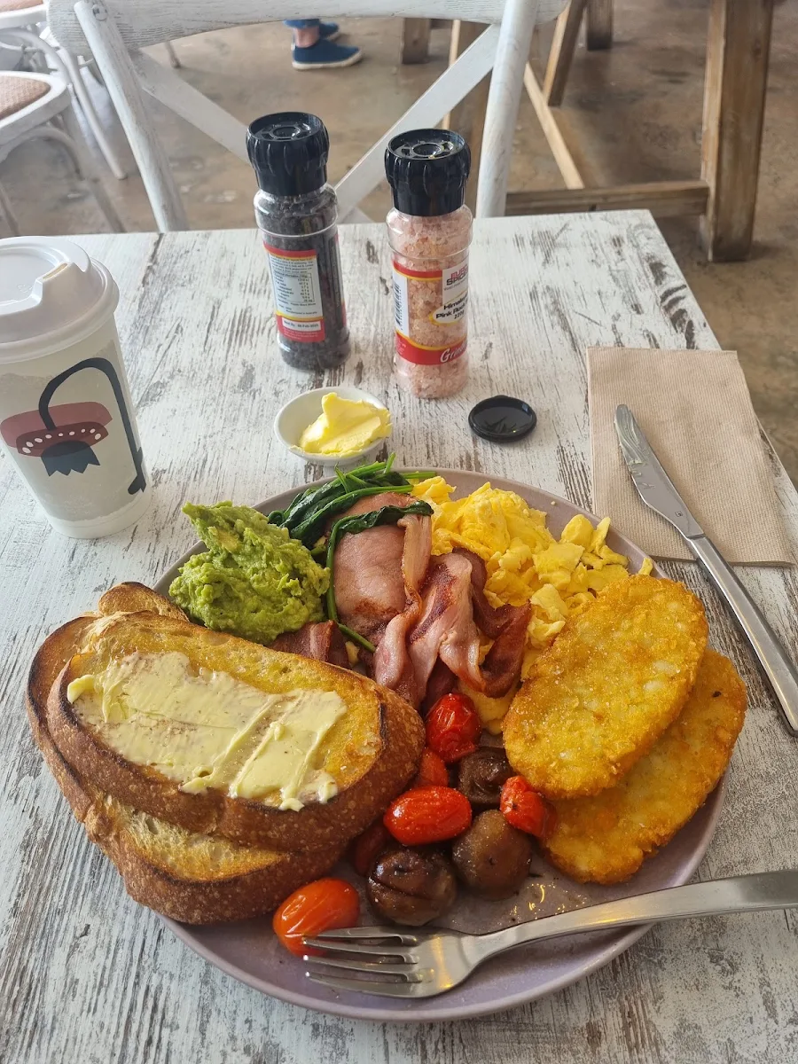 Big Breakfast, The Shop Hammondville