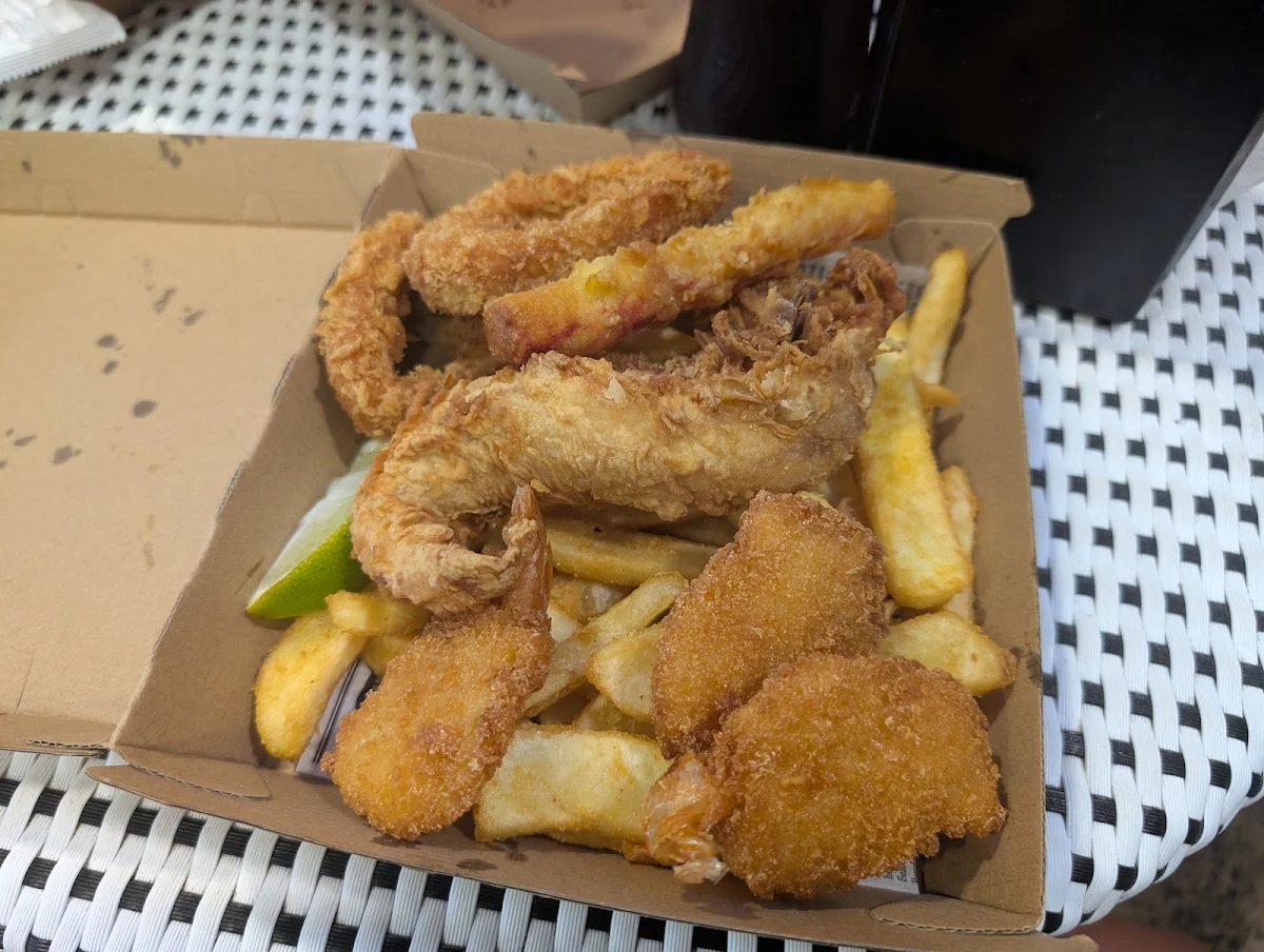 Seafood Basket, Petes Place Cairns