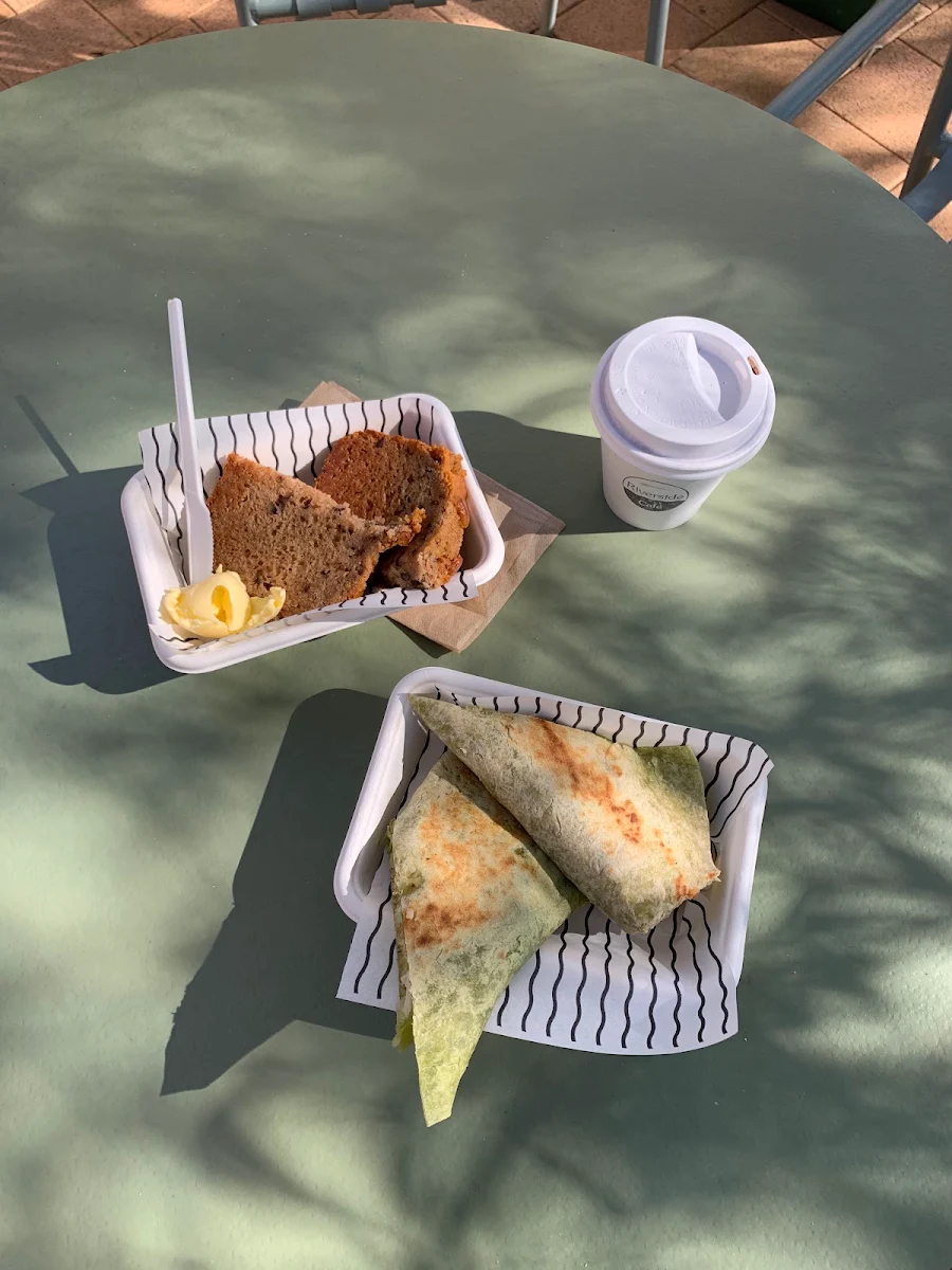 Highlights, Riverside Cafe