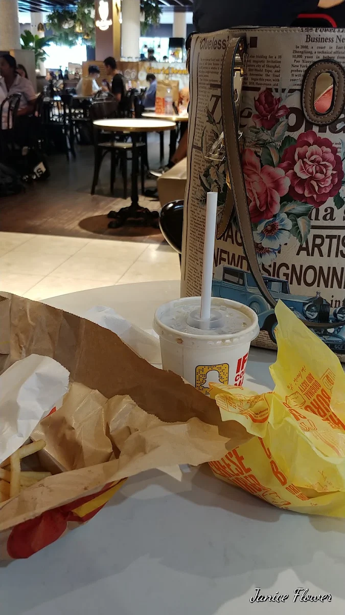 Cheese Burger Small Fries