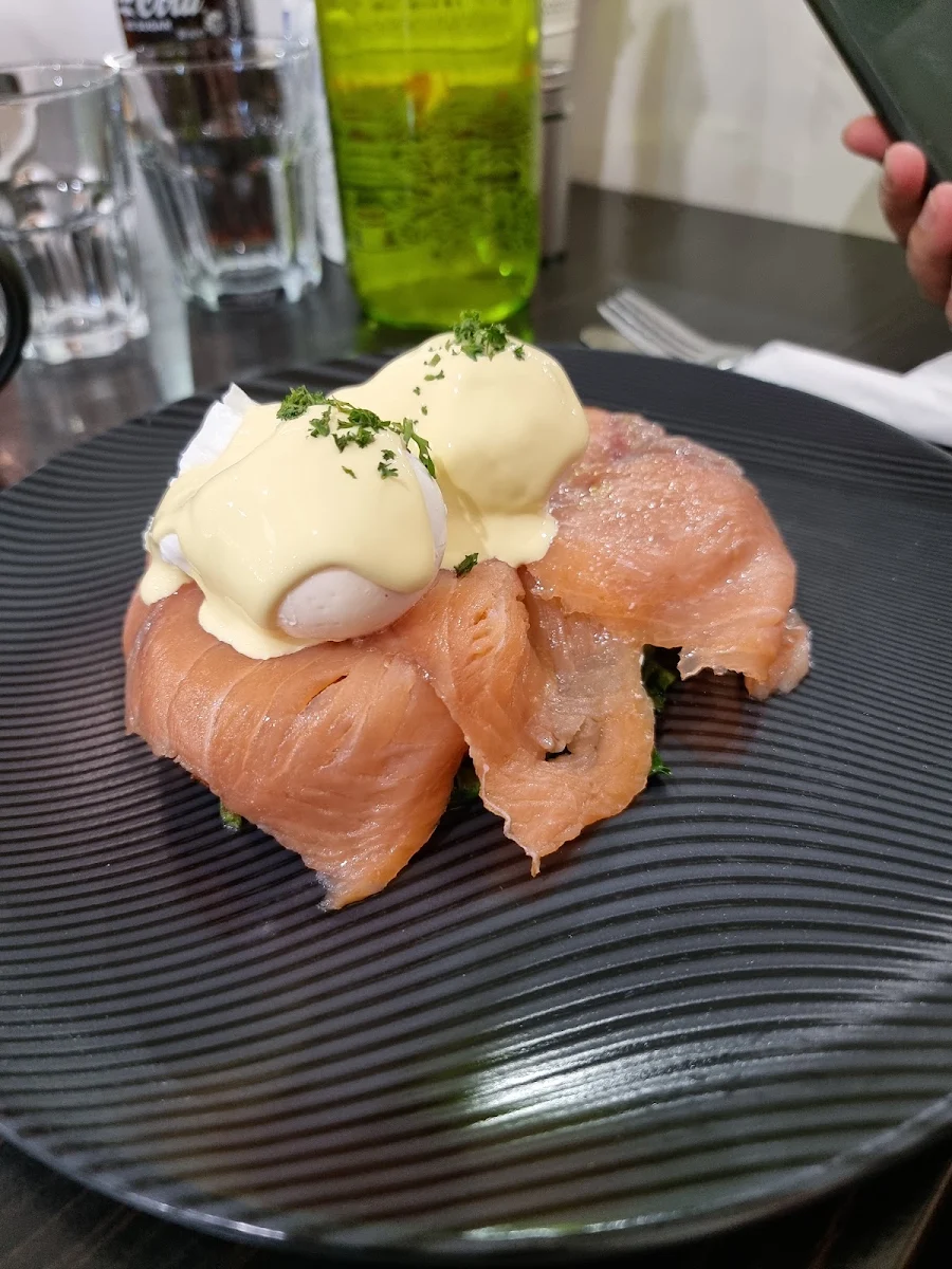Eggs Benedict with Salmon