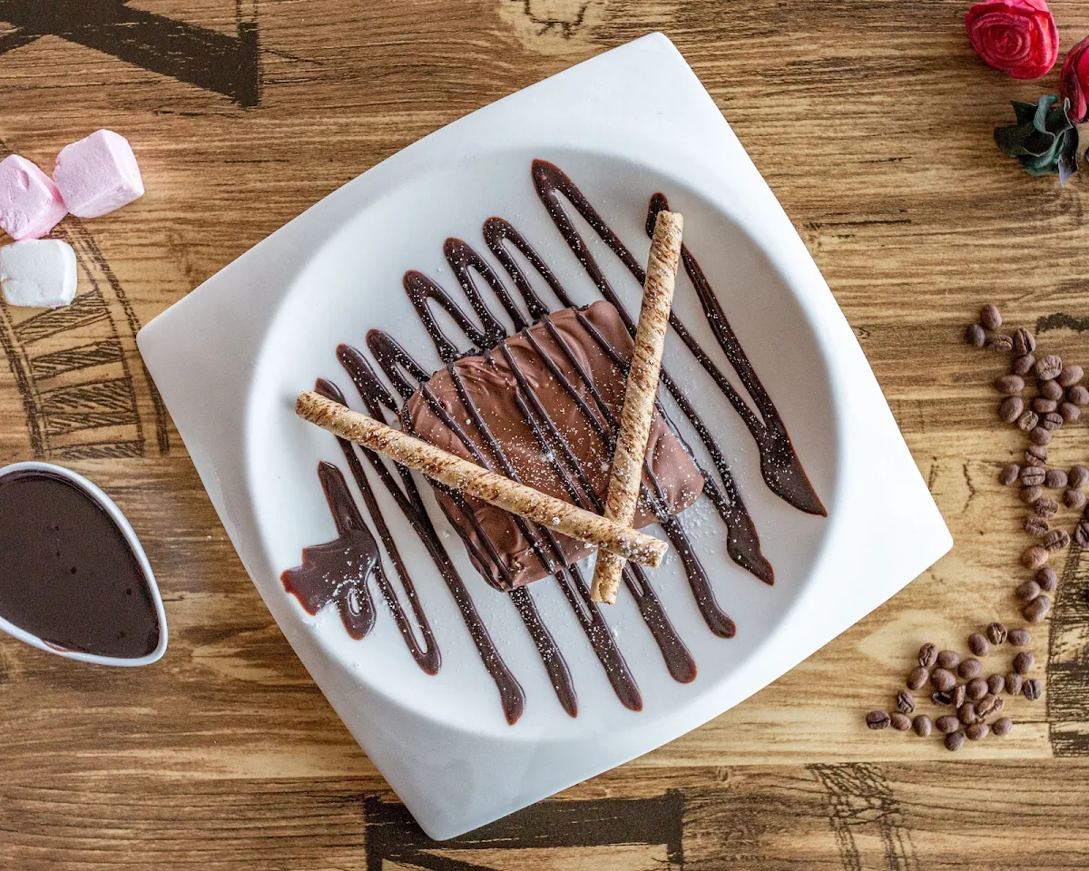 Highlights, Fusion Cafe & Desserts