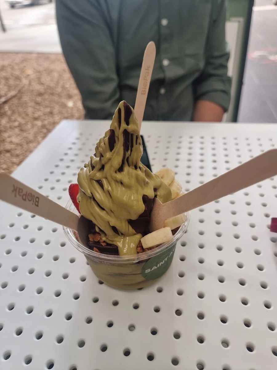 Highlights, Saint Acai