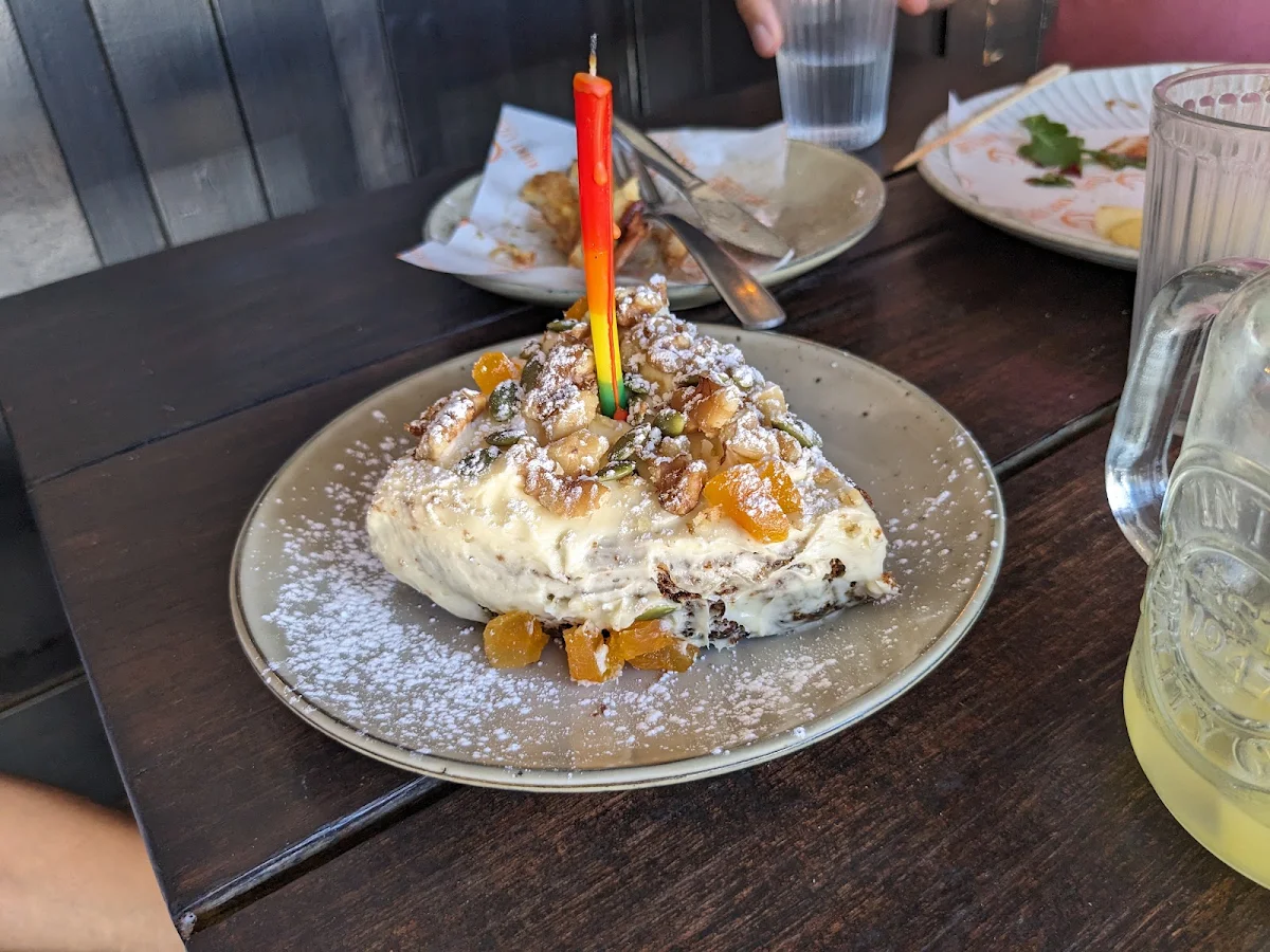 Carrot Cake, Kinky Lizard Cafe on Mews