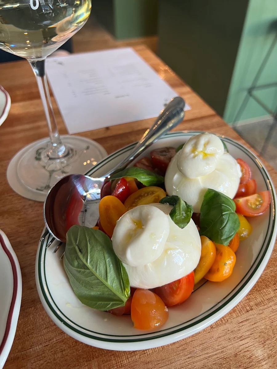 Highlights, Lenny's Wine Room