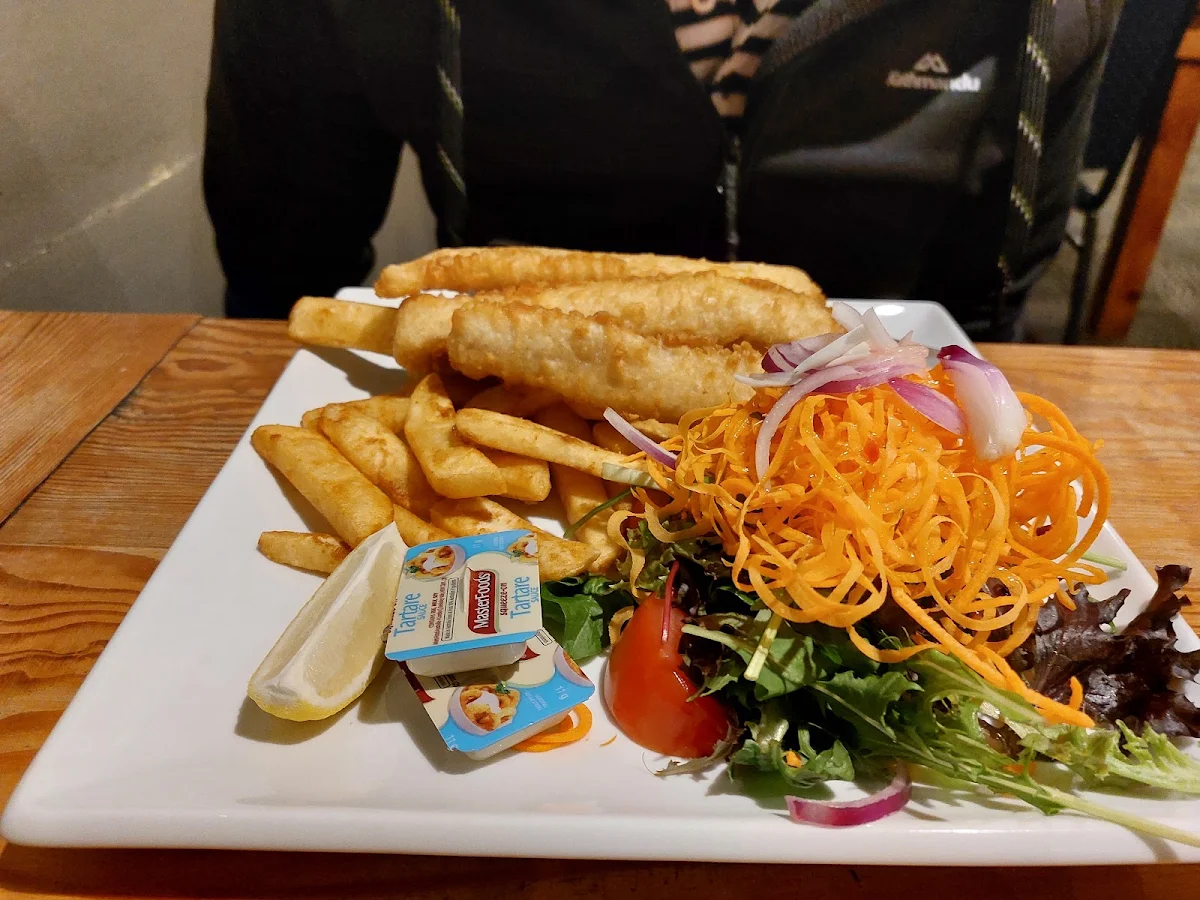 Highlights, Kinnaree Thai Restaurant