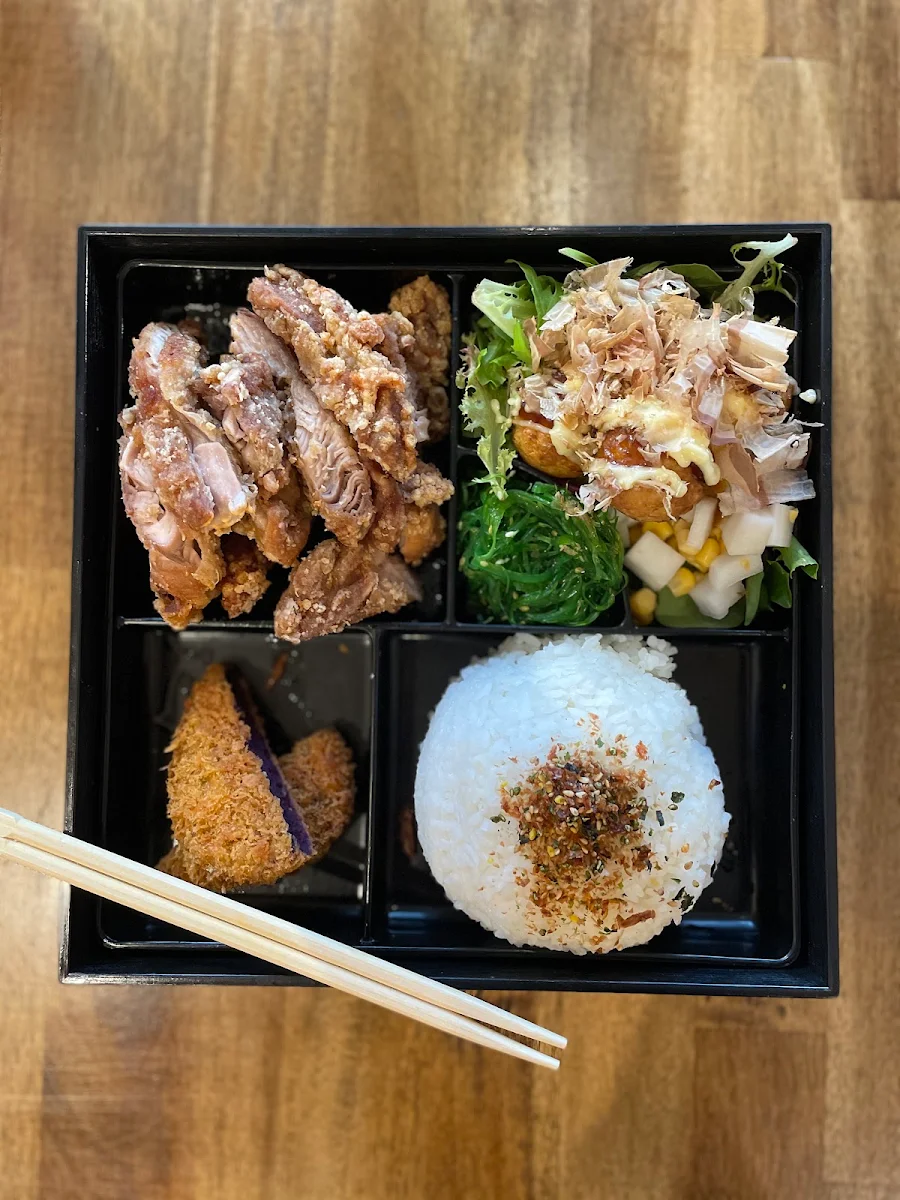 Highlights, Benton Bento