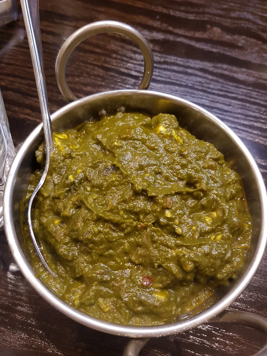 Lamb Saag, Monash Curry n Tandoor