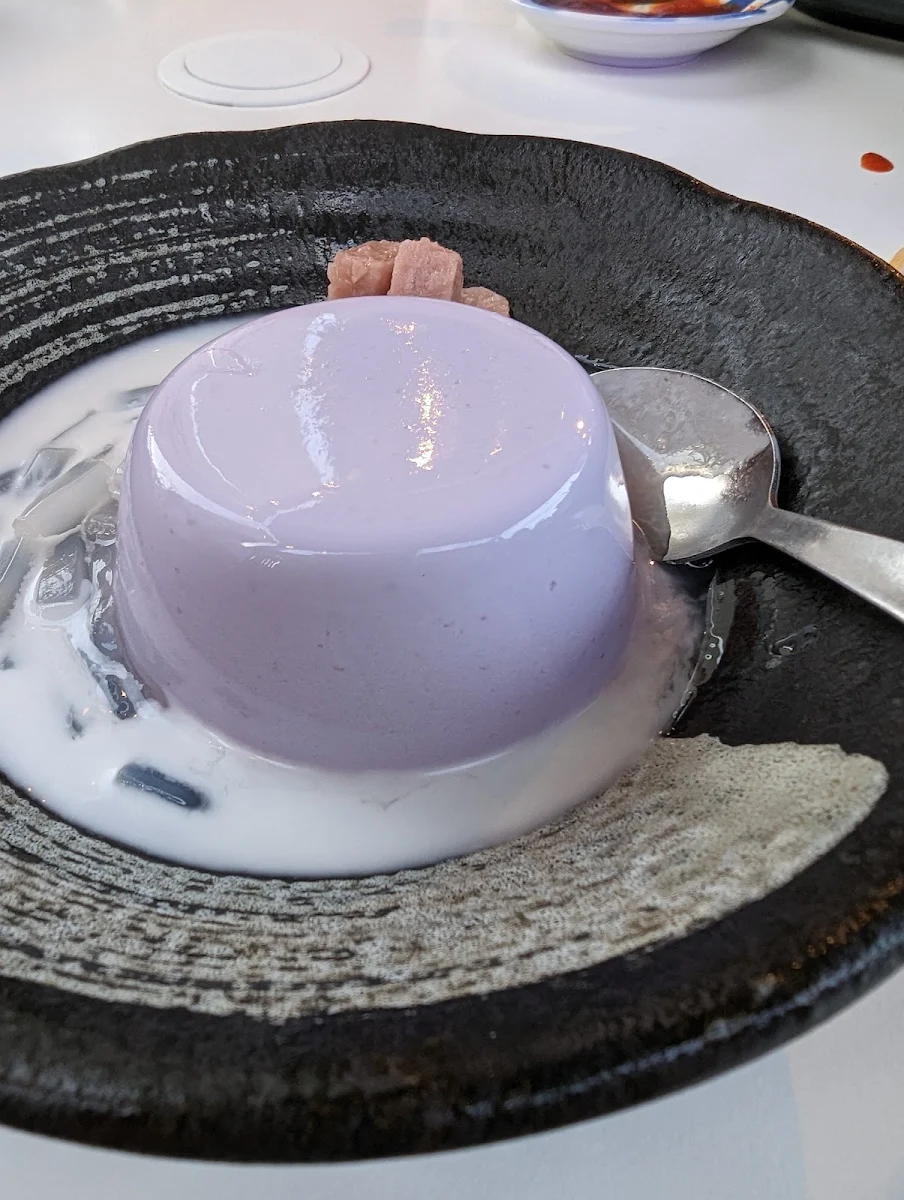 Taro Pudding, Hippo Noodle House