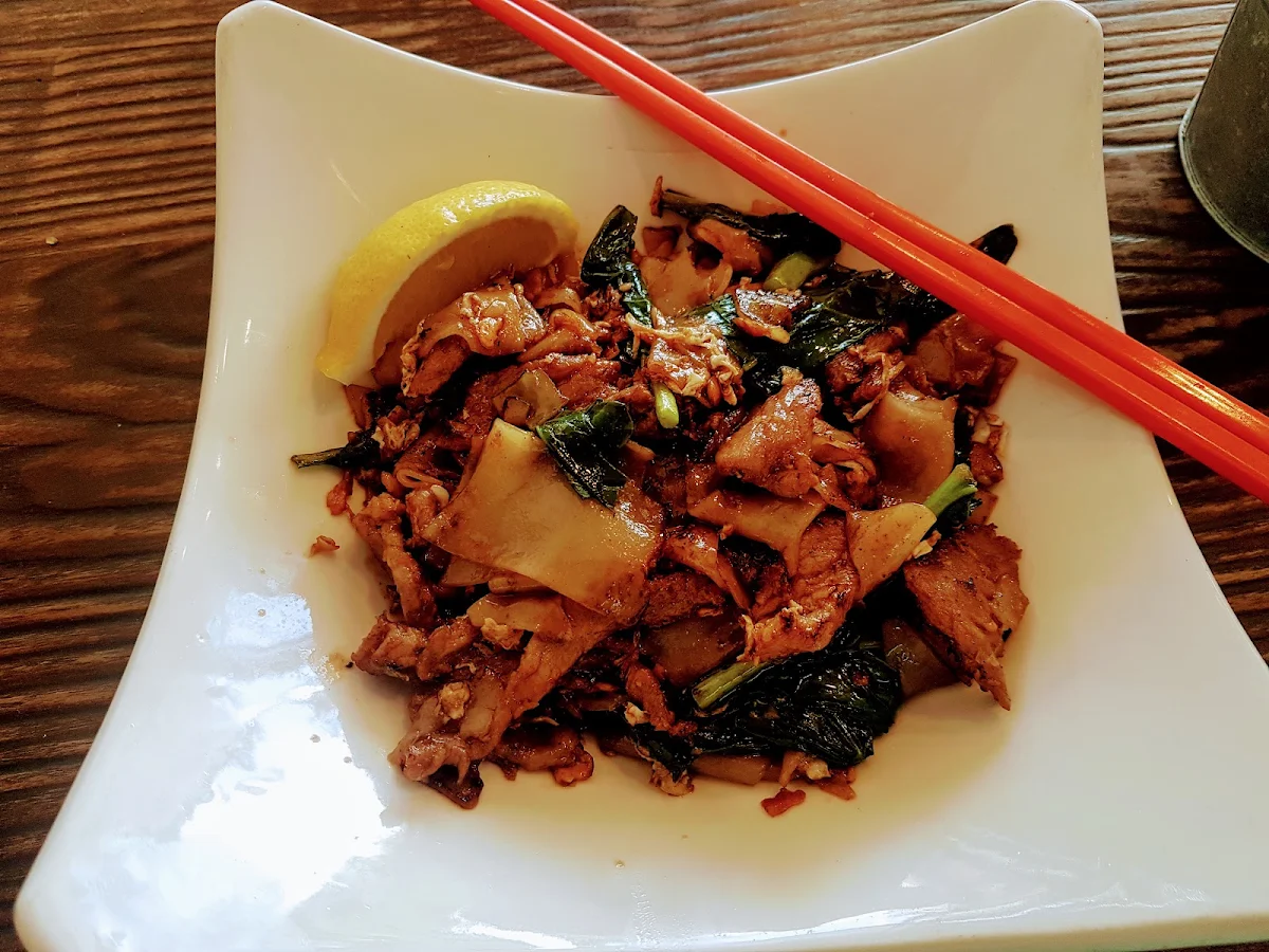 Pad See EW, Thaitation Restaurant