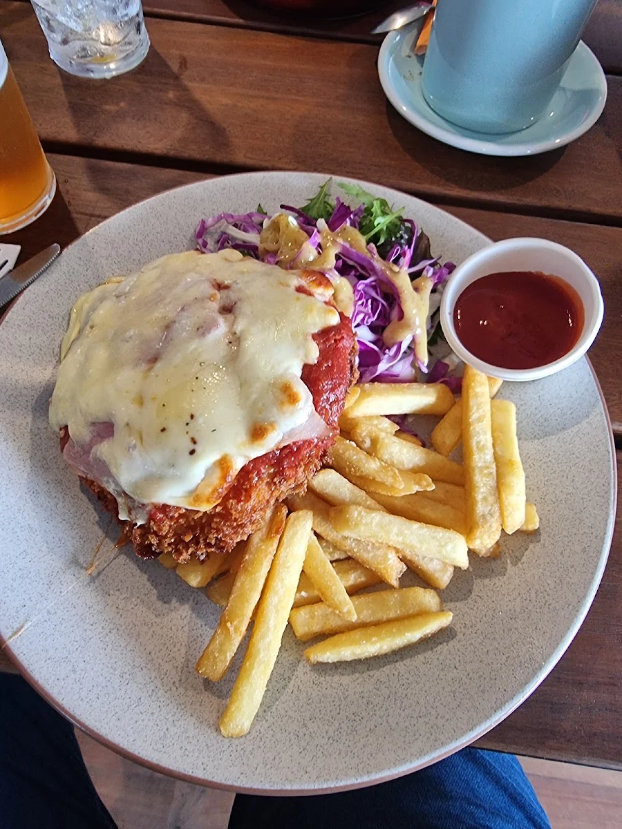 Parmy & Chips, The Hampden Hotel