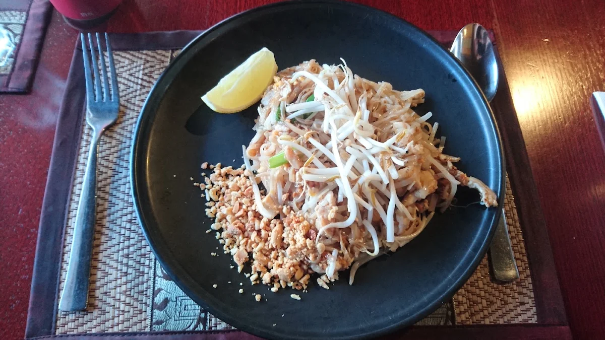 Chicken Pad Thai
