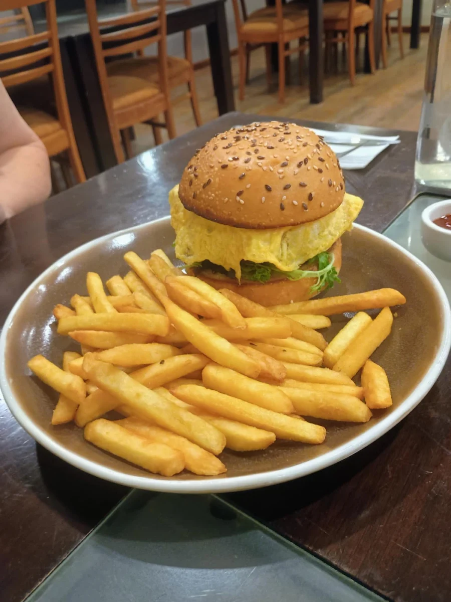 Highlights, The Golden Spoon Cockatoo