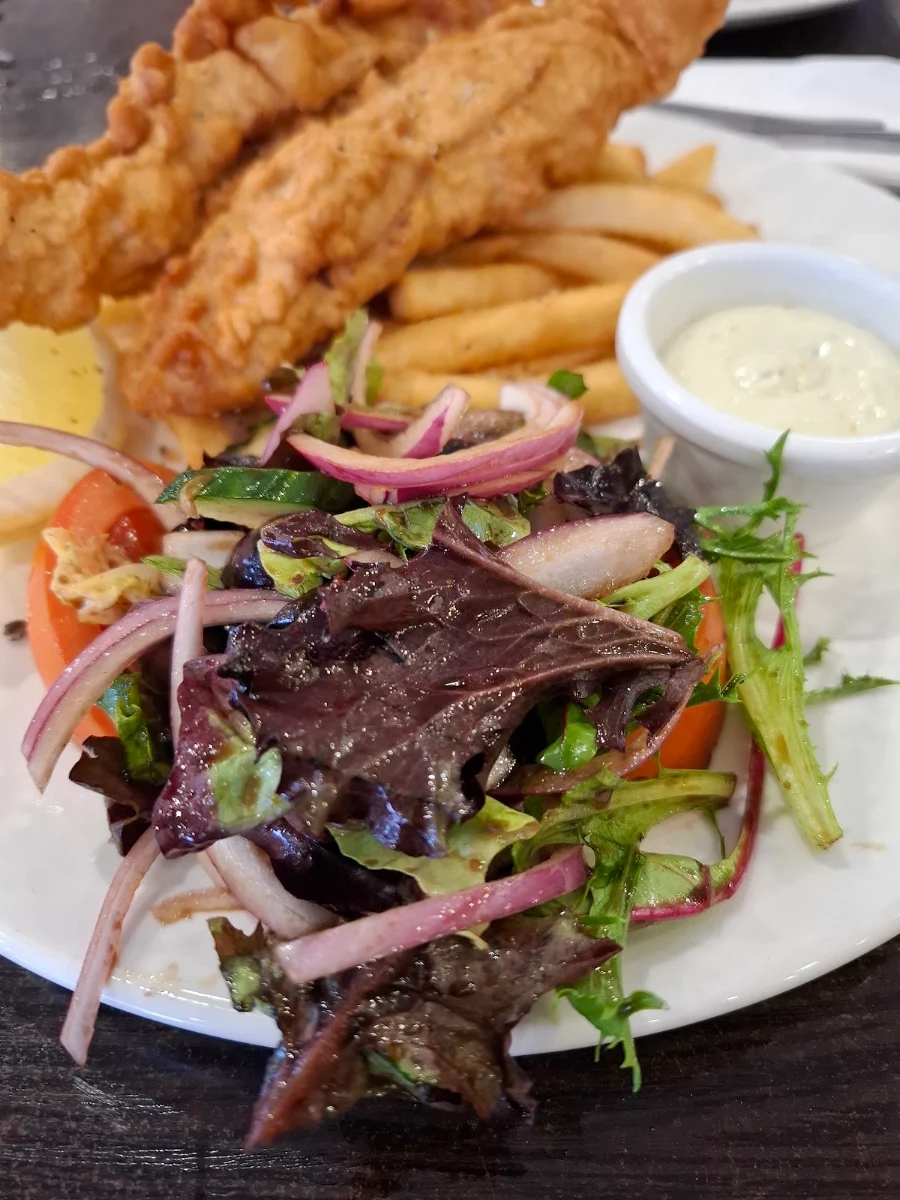 Highlights, Cafe Lucio