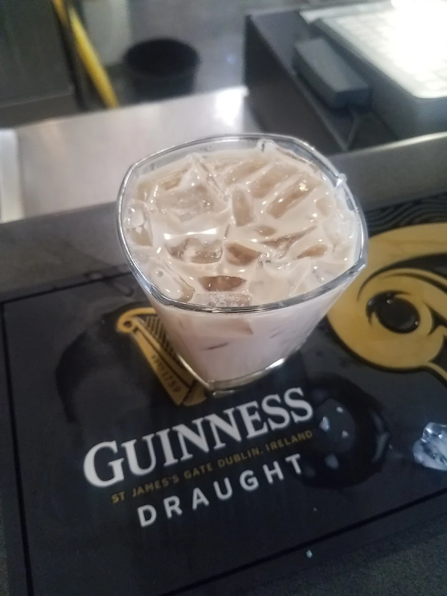 Kahlua and Milk, Hotel Allen