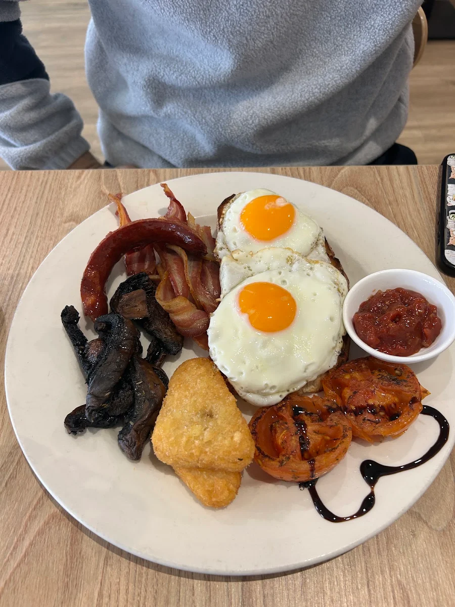 Highlights, Hapi Cafe & Restaurant Rye