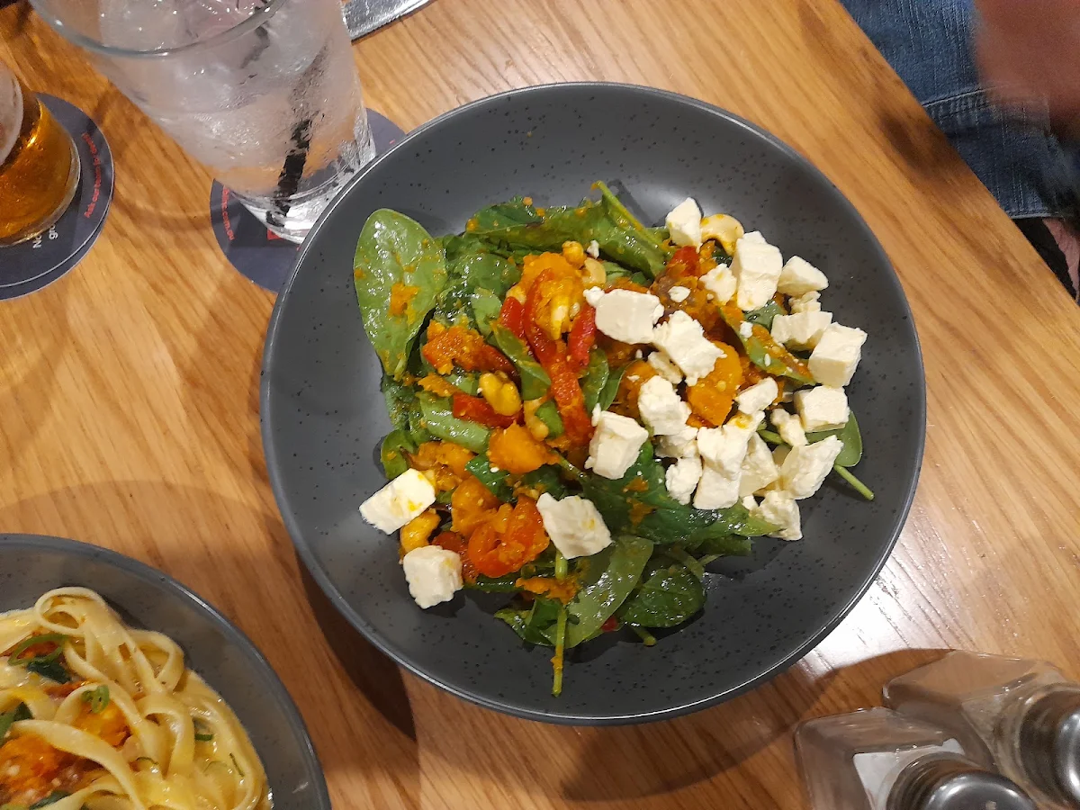 Salads, The Andergrove Tavern