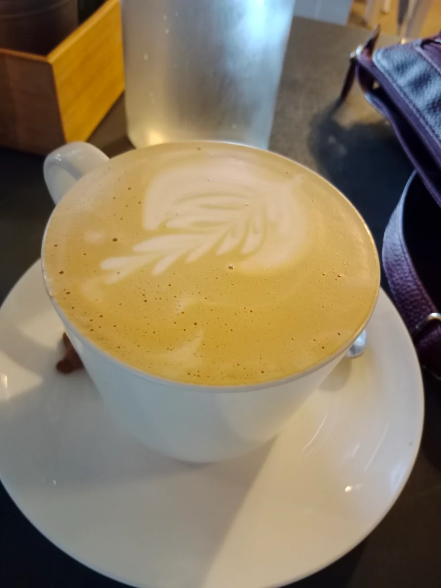 Latte Regular Coffee, Peppermint Green