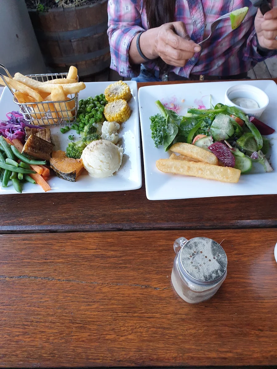 Highlights, Premer Hotel