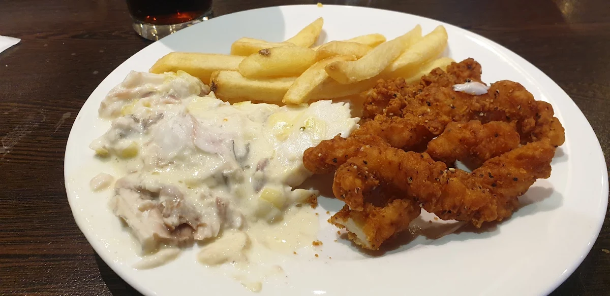 Creamy Barramundi Salt and Pepper Squid w Chips