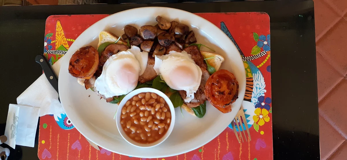 Highlights, Cafe Waroona
