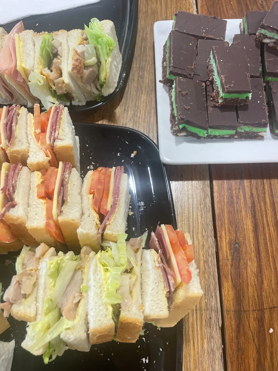 Highlights, Andy's Bakery