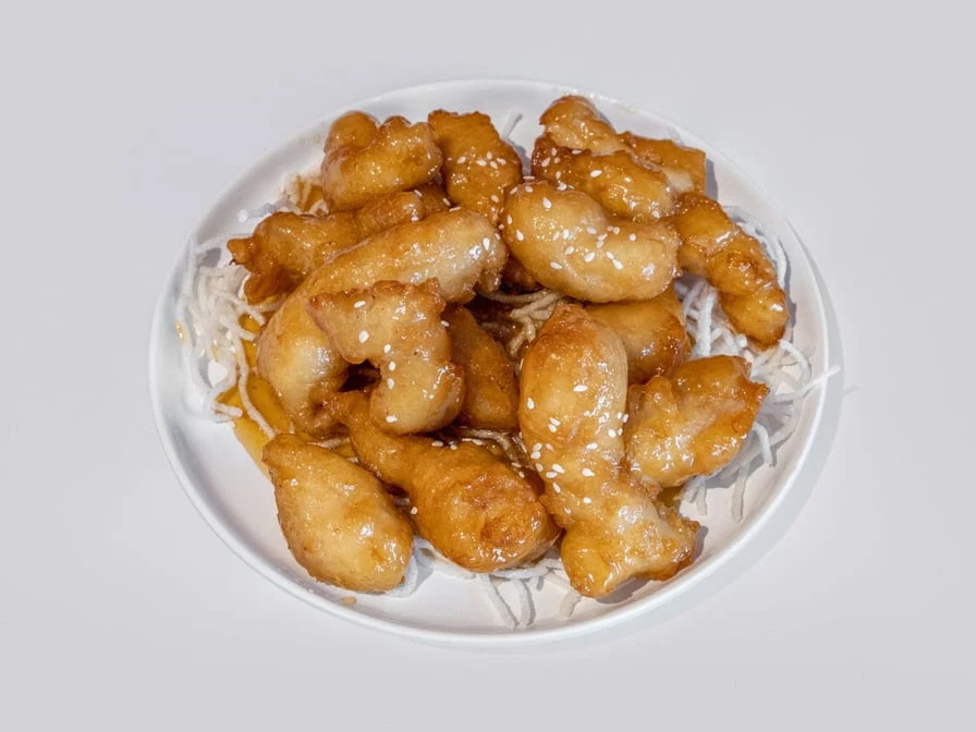 Highlights, Golden Lake Chinese Restaurant