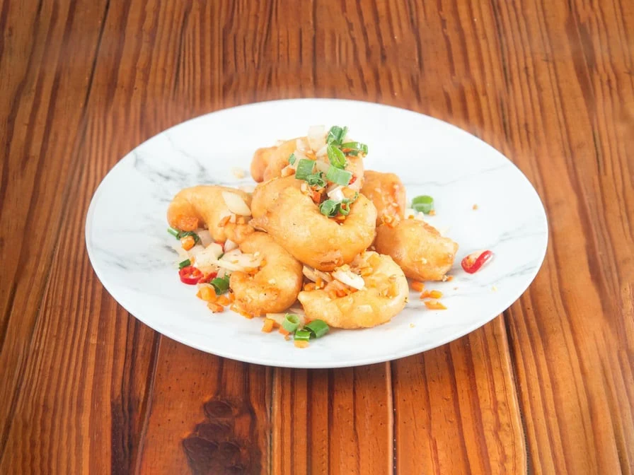 Highlights, Golden Lake Chinese Restaurant