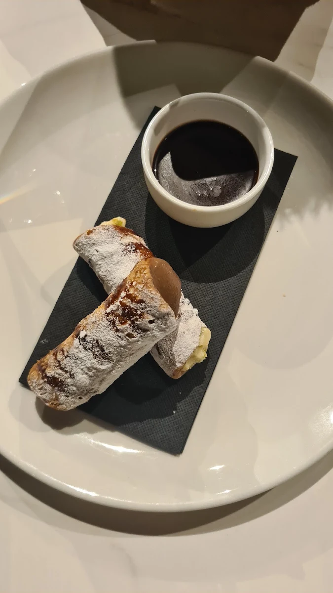Cannoli