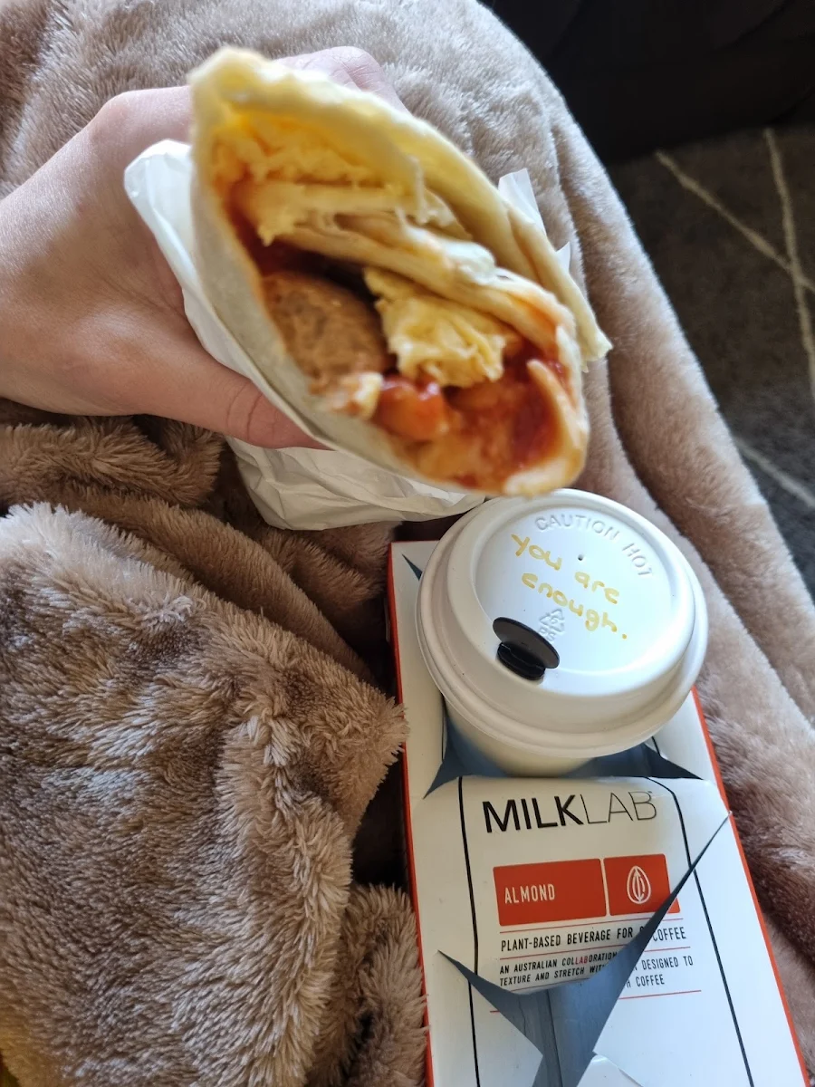 Brekky Bacon Wrap, Lilin & co