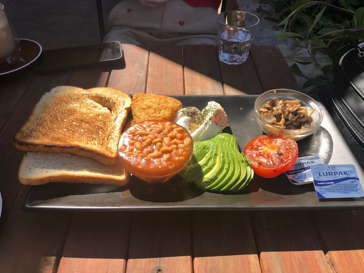 Big Veggie Breakfast, Charthouse Cafe