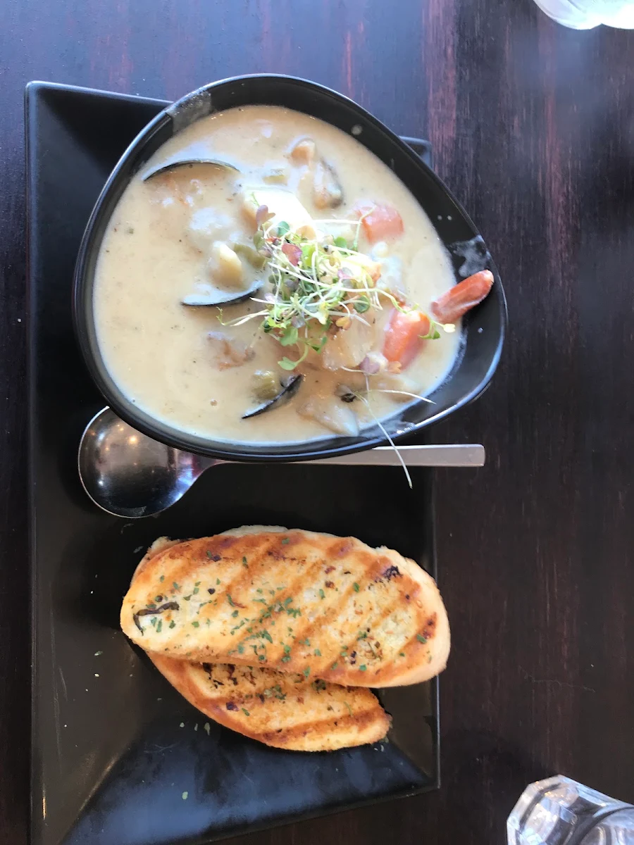 Seafood Chowder, Charthouse Cafe