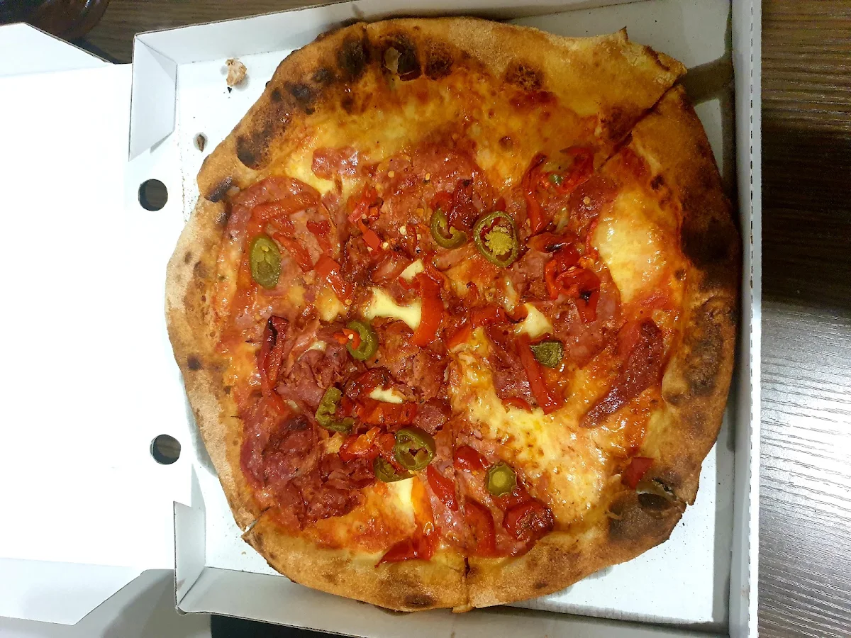 Tropea Pizza, La Calabrese Pizzeria