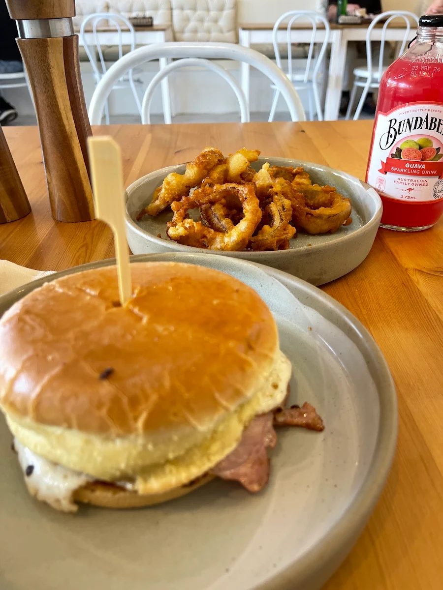 Breakfast Roll, Chook Char & Fry