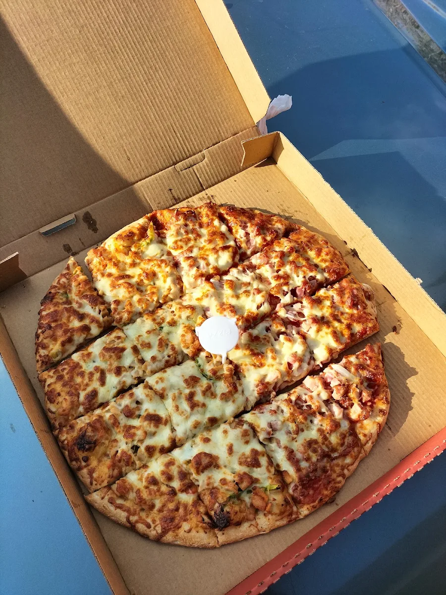 Highlights, Chequers Pizza