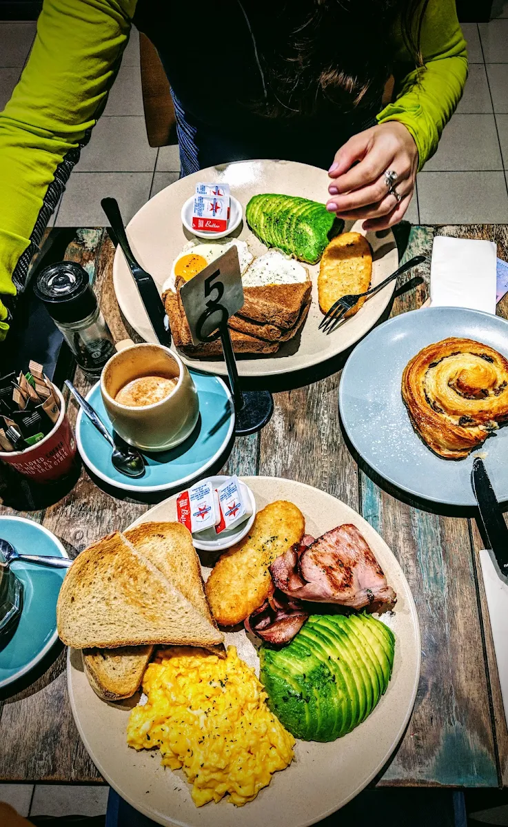 Highlights, Simple Simons Gelato Coffee House Cafe