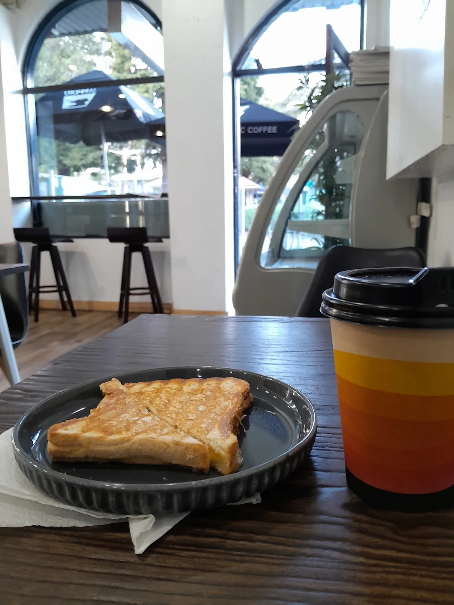 Highlights, Tickle My Pickle Cafe