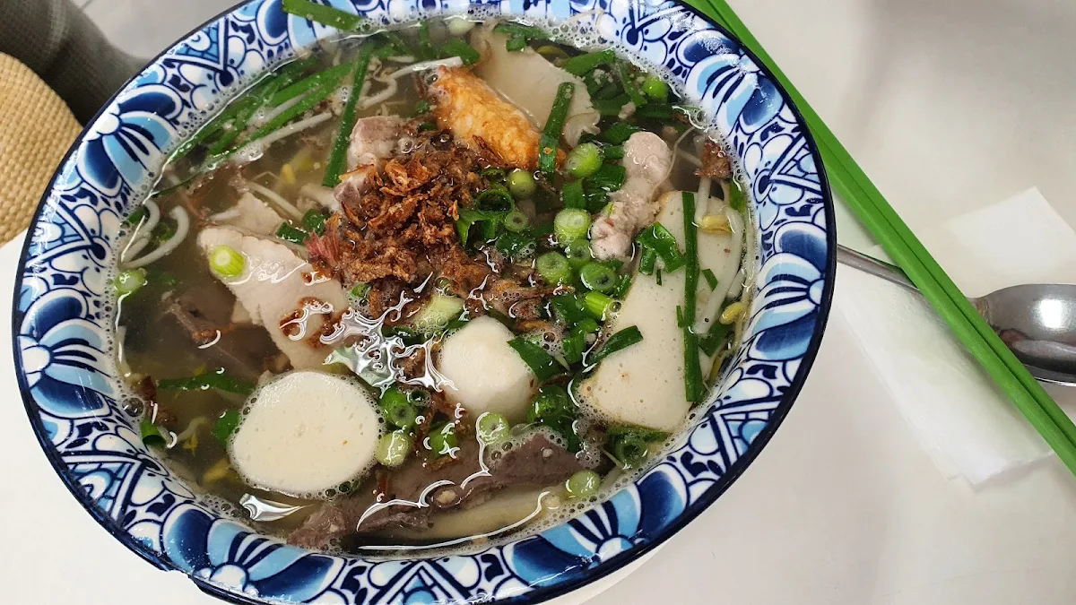 Highlights, Phu Linh Chinese Noodle House