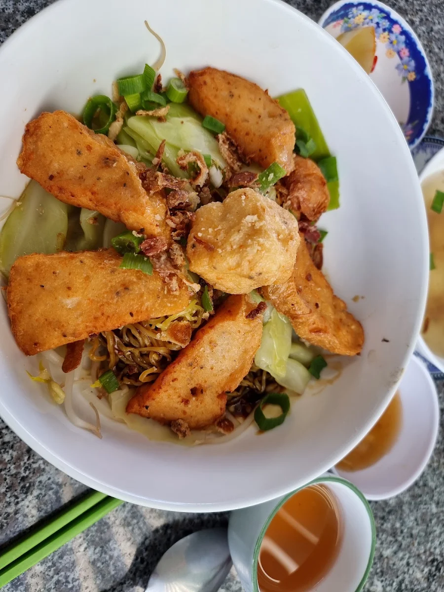 Highlights, Phu Linh Chinese Noodle House