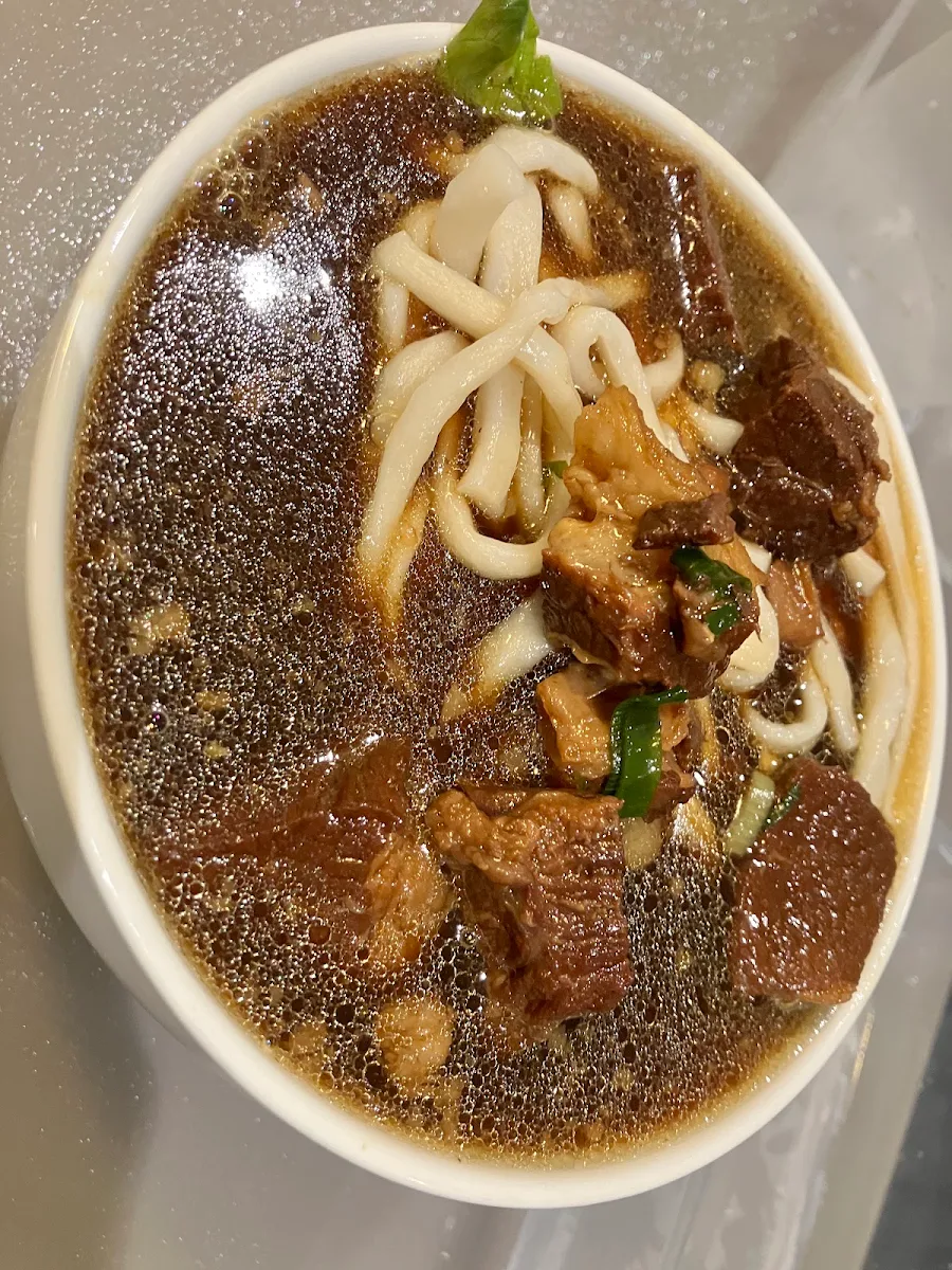 Soy Braised Beef Noodle Soup