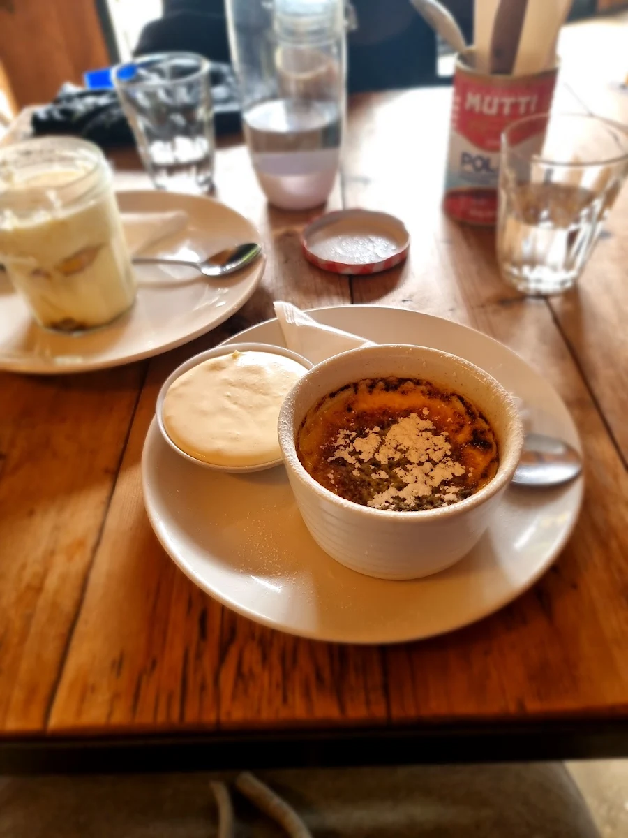 Creme Brulee, The Stables