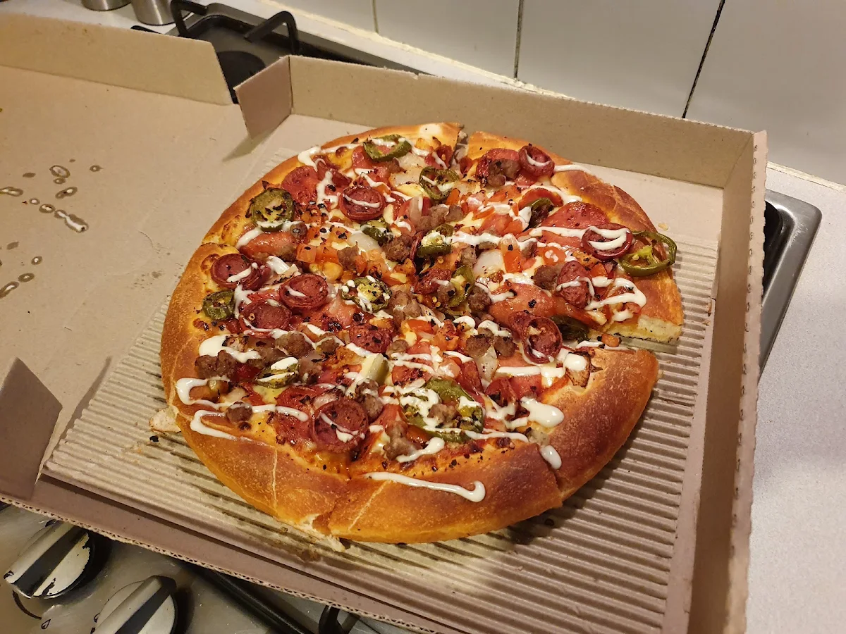 Chicken Supreme Pizza