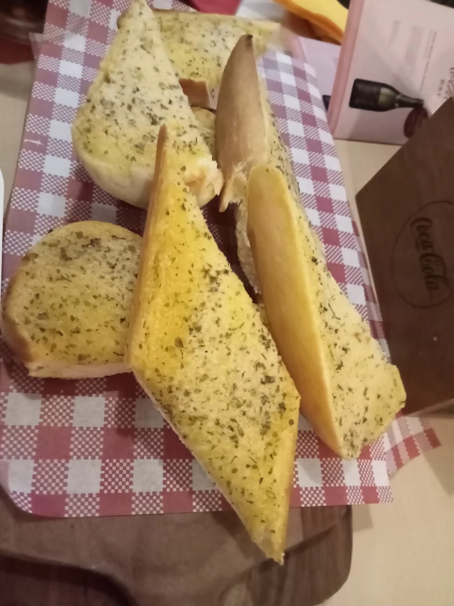 Garlic Bread, Groovy Goat
