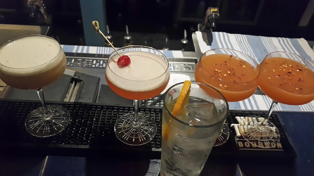 Mango No 5, Good Heavens Rooftop Bar