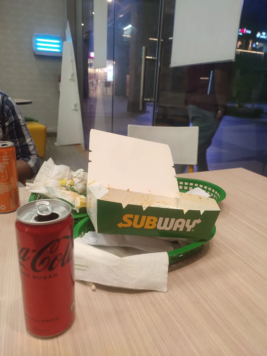 Salads, Subway