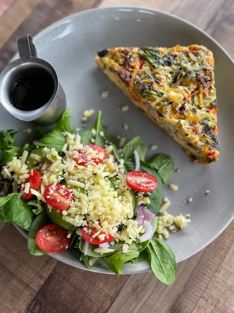 Highlights, Cool Beanz Cafe and Dessert Bar