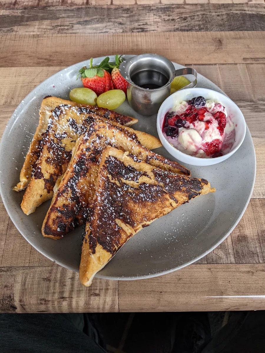 Highlights, Cool Beanz Cafe and Dessert Bar