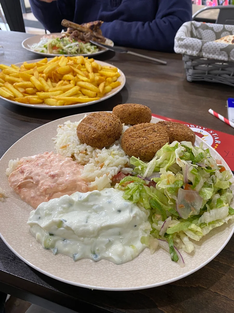 Highlights, Mordy Star Kebabs