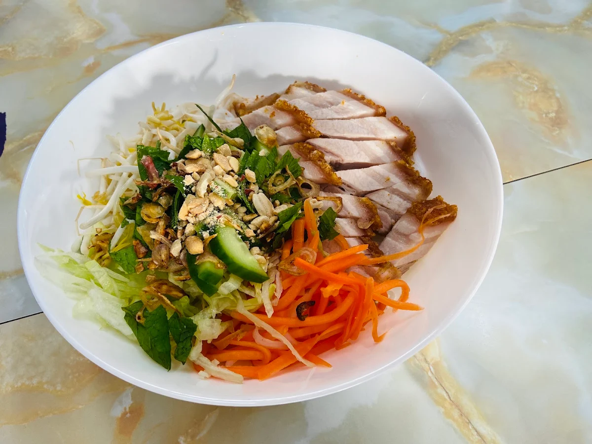 Rice Vermicelli with Roast Pork