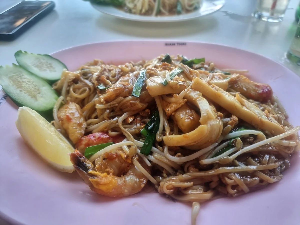 Combination Pad Thai